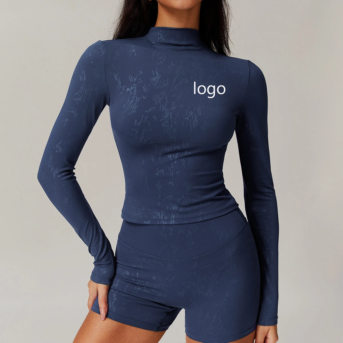 Women's Long Sleeved Gold Stamping Yoga Top Quick Drying Slimming Nude Elastic Custom Logo Fitness Wholesale