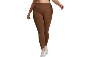 Plus-size Pocketed Yoga Pants Women's High-waisted Butt-lifting Seamless Full Length Solid Spandex/Nylon Wrinkle-resistant