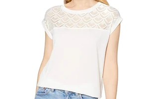 High Quality White Color Custom Women's Gym Tshirts Crewneck Short Sleeve Slim Fit Yoga Tops Soft Logo
