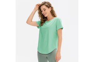 Women's Quick-Dry Running Top Breathable Yoga T-Shirt with Stretch Loose Fit & Shorts Made of Spandex