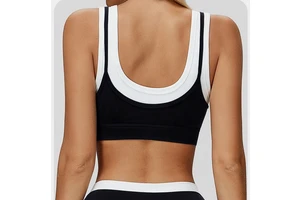 Women Plus Size Active Lightweight Breathable Four-Way Stretch Crop Top Double-Layer Sports Bra Yoga Front Logo High Support Gym