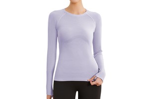 Experience Ultimate Comfort Our Seamless Water Resistant Autumn/Winter Long Sleeve Yoga Top Featuring Thumbholes Crew Neck