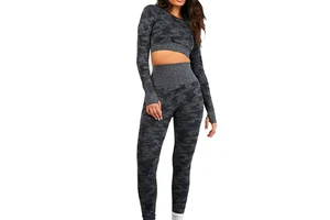 Seamless Women Yoga Set High Elastic Gym Wear Leggings and Long Sleeve Crop Top