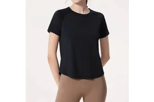 Women Breathable Slim Fit Yoga Top Lightweight Second-Skin Sports T-Shirt for Running Custom Logo Supported Factory Direct