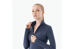 Wilder Form Sweden: Zip-Front Jacket Built on Cotton/Spandex Jacquard Knit