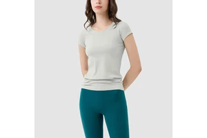 Women's Sports T-Shirt Moisture Wicking Yoga Fitness Slimming Top Breathable for Running for Female Athletes