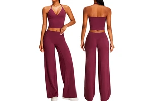 Breathable Solid Women's Gym Outfit Halter Neck Cut Out Yoga Top with Four-Way Stretch Lightweight Relaxed Fit Shorts