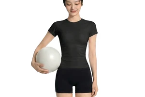 Women's Short Sleeve Slim Fitted Round Neck Tee Quick-drying Sports Seamless Compression T Shirt for Ladies