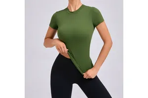 Custom Breathable Short-sleeved Tight Sports Yoga T Shirt Athletic Workout Wear Yoga Gym Running Top for Women