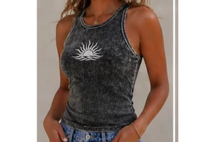 Custom Front Ladies Vest White Cotton Ribbed Women's Short Crop Tank Top Quick Dry Breathable Fitness Sports Wear Sleeveless