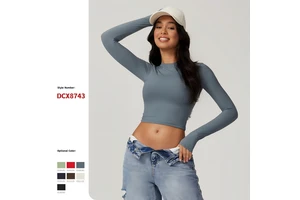 New Trend Women's Soft Long Sleeve Yoga Top Breathable Regular Fit Moisture Wicking Workout Shirt Crew Neck Thumbholes for Gym