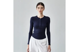China Factory Lightweight Slim-fit Yoga Top Long Sleeve Sports T-shirt Henley Collar Breathable Fitness Training Top for Woman