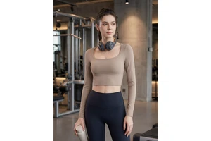 Minimalist Women 2-in-1 Square Neck Long Sleeve Yoga Crop Top Cloud Soft High Stretch Workout Top for Pilates & Daily Athleisure