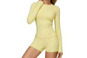 Women's Yoga Top with Long Sleeves for Height Correction Elastic and Breathable Quick Drying Fitness and Running Sportswear