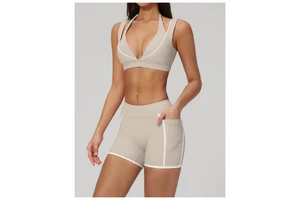 Women's Color Block Halter Sports Bra Deep V Neck Naked Feeling Yoga Top With Detachable Pads Workout Fitness Bralette