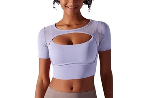 P090 Custom Stitching Breathable Bras Sexy Double-Layer Short-Sleeved Suspender Gathered for Running Fitness Yoga Cloth
