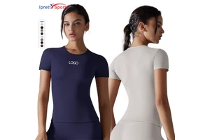 Classic Round Neck Yoga Fitness Tee Outdoor Sweat-wicking Short Sleeve Sports Running Tops Women Slim Fit Gym Active T-Shirts