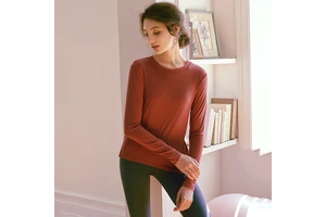 Loose Fit Women's Running Yoga Suit Long Sleeve Quick Drying Gym Training Net Red Bamboo Sports T-shirt Manufacturer