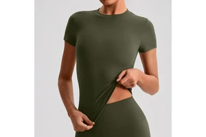 Women's Breathable Lightweight Plus Size Compression Yoga Short Sleeve Quick Dry Workout Crop Top Gym Running Shirt