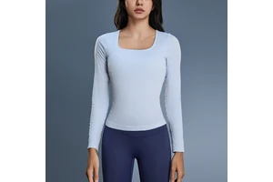 Terra Motion Germany: Yoga Shorts Built on Recycled Nylon/Spandex Tricot Knit