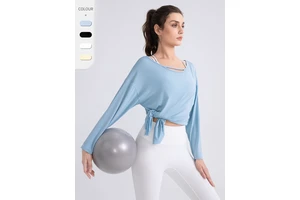 New Arrivals Custom Slit Hem Design Activewear Stylish Breathable Sports Top Loose Fit Yoga Women's Gym T-Shirts