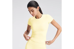 Women Slim Fit Short Sleeve Yoga Top Round Neck Breathable Stretch Fitness Gym Workout Activewear Tee