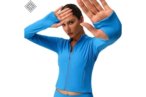 Women Slim Tight Long Sleeve Sports Jacket Quick Dry Naked Feeling Yoga Top with Zipper Pockets for Running Yoga Workout
