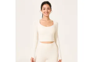 Long-sleeved Sports Top with Chest Cushion Slimming and Breathable Mesh Design Running Fitness and Yoga Top