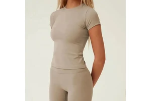 New Fashion Womens Scoop Neck Plain Fitted Gym T Shirt Short Sleeve Polyester Yoga Training Fitness T Shirt for Sports