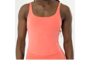 SHINBENE Custom Women's Square Neck Open Back Yoga Tank Top Adjustable Strap Crop Top with Built in Bra