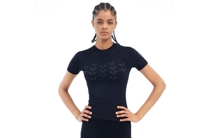 GJ YJ03 Custom Logo Seamless Lightweight Regular Fit Round Neck T-shirt Gym Sports Wear Yoga Top for Women