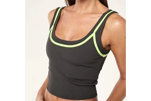 Wholesale Custom Premium Women Contrast Trim Ribbed Yoga Tank Top Slim Fit Square Neck Lightweight Buttery Soft Cropped Sports