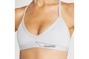 Factory OEM High Quality Gym Yoga Wear Women V Neck Yoga Bra Strappy Padded Spandex Cross Back Active Sport Bra