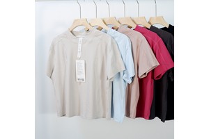 Wholesale Plus Size Women's Short Sleeve Outdoor Sports Breathable Seamless Spandex/Nylon Rib Four-Way Stretch Quick Dry Casual