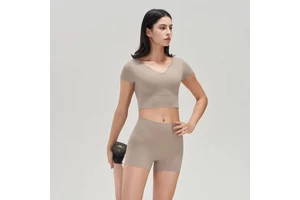OEM Breathable Running Tight-Fitting Chest Pads Short-Sleeved V-Neck Vest Fitness Gym Sports Top Yoga Sports Wear for Women
