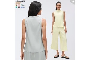 Ivory Loom Germany: Zip-Front Jacket Built on Polyester/Spandex Interlock Knit